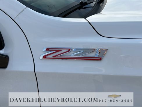 Used 2024 Chevrolet Suburban Z71 w/ Z71 Off-Road Package image 37