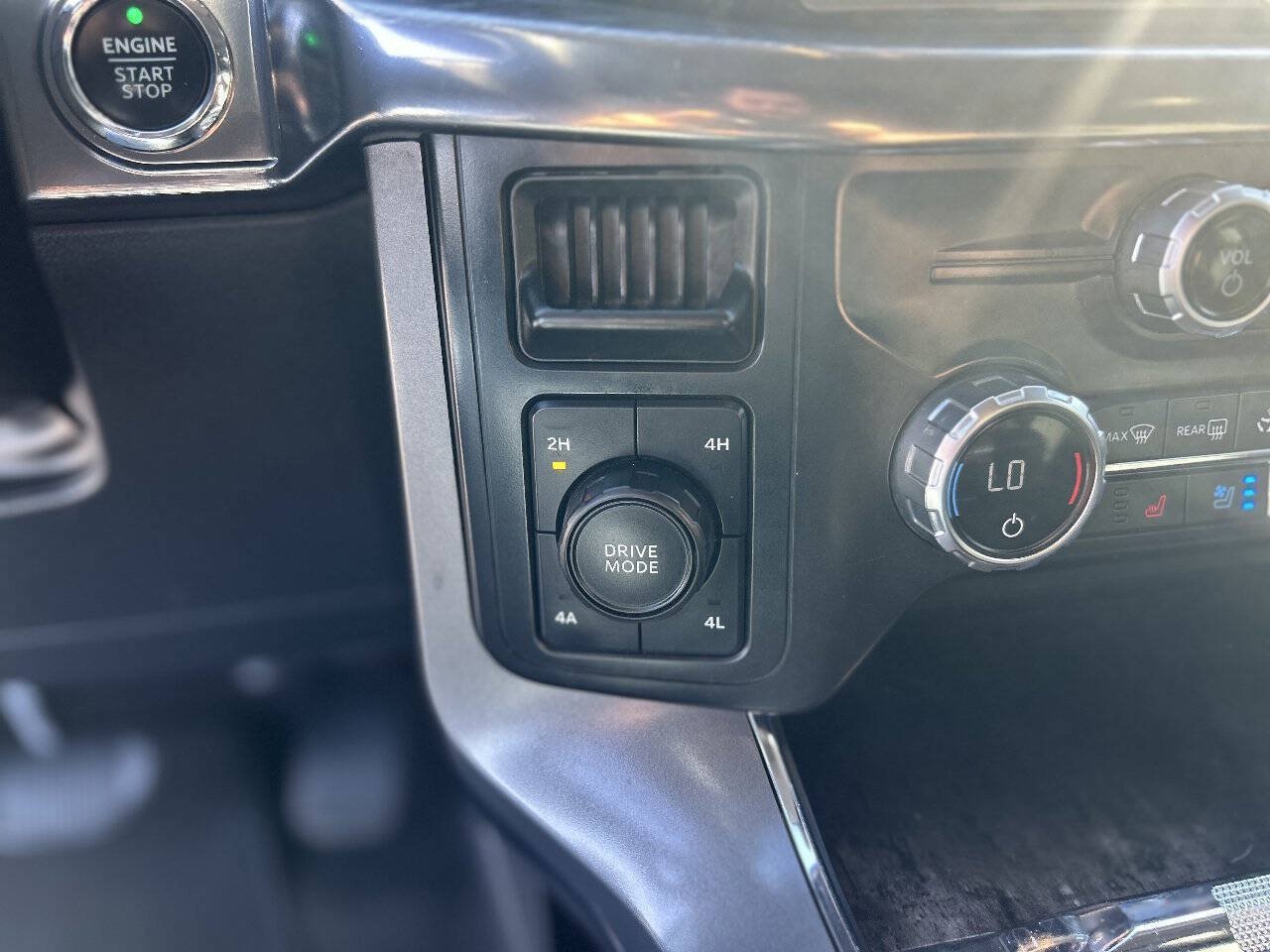Used 2021 Ford F150 Lariat AWD/4WD image 15
