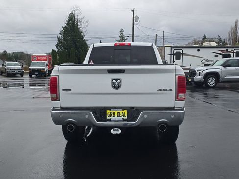 Used 2017 RAM 1500 Laramie w/ Convenience Group image 8