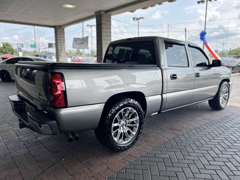Used 2006 Chevrolet Silverado 1500 LT w/ Light Duty Power Package RWD image 11