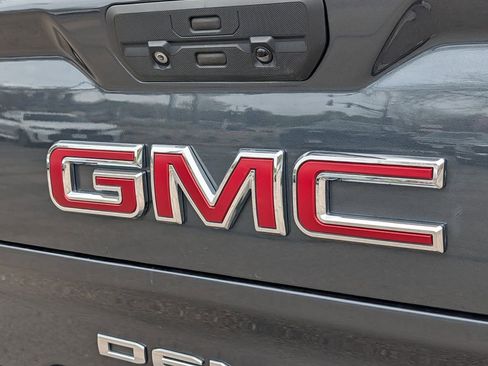 Used 2019 GMC Sierra 1500 Denali w/ Denali Ultimate Package AWD/4WD image 10