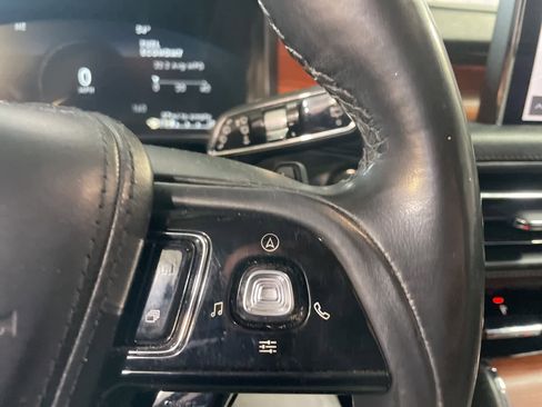 Used 2020 Lincoln Aviator Reserve w/ Equipment Group 201A image 27