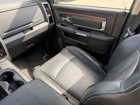 Used 2015 RAM 1500 Laramie w/ Convenience Group AWD/4WD image 15