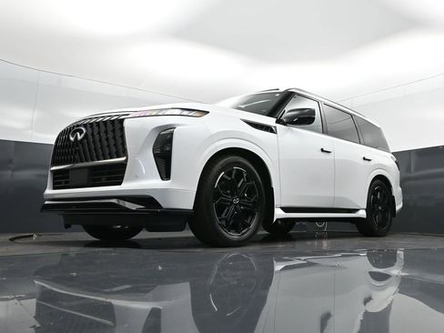 New 2026 INFINITI QX80 SPORT w/ Sport Exterior Package image 41