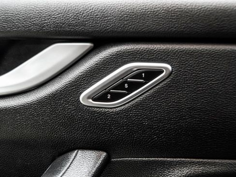 Used 2022 Maserati Levante GT image 43