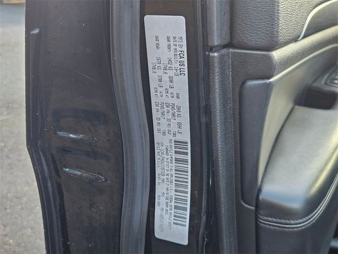 Certified 2020 Jeep Grand Cherokee Laredo w/ Security & Convenience Group image 31