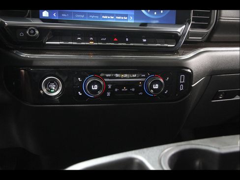 Certified 2023 Chevrolet Silverado 1500 LT AWD/4WD image 16