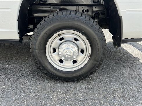 Used 2020 RAM 2500 Tradesman w/ Safety Group image 29