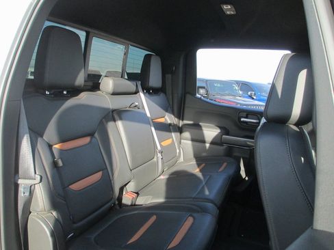 Used 2021 GMC Sierra 1500 AT4 w/ AT4 Premium Package image 22