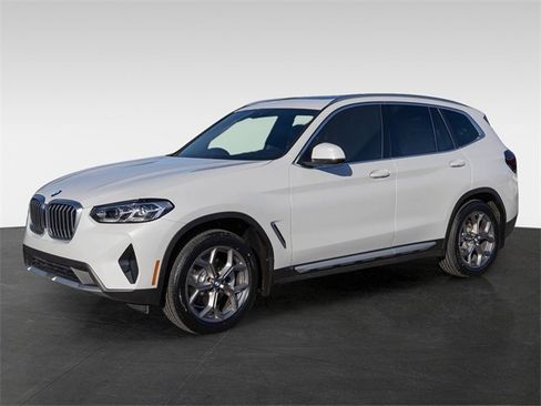 Certified 2022 BMW X3 xDrive30i w/ Premium Package 2 image 4