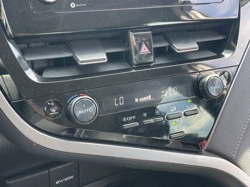 Used 2024 Toyota Camry LE image 8