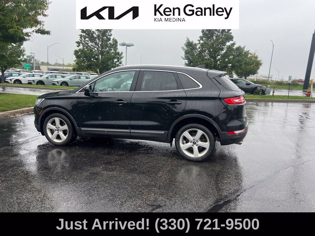 Used 2017 Lincoln MKC Premiere FWD image 8