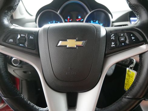 Used 2014 Chevrolet Cruze LT FWD image 25