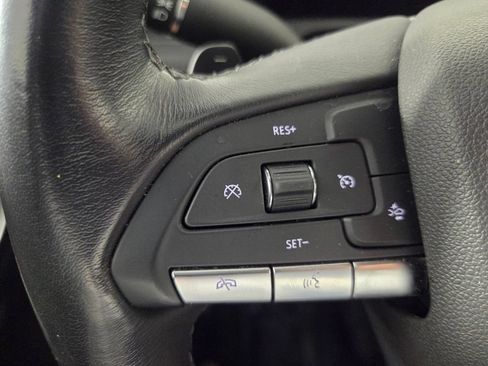 Used 2024 Cadillac XT4 Premium Luxury FWD image 18