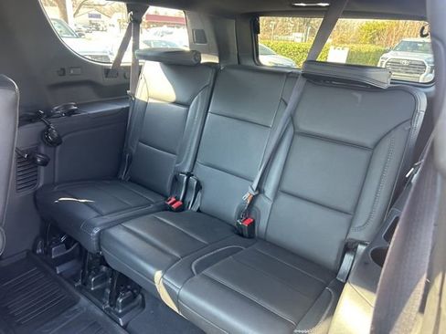 Used 2022 GMC Yukon XL Denali w/ Max Trailering Package image 18