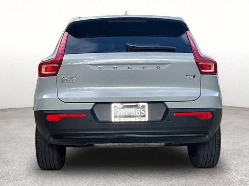 Certified 2026 Volvo XC40 B5 Ultra AWD/4WD image 5