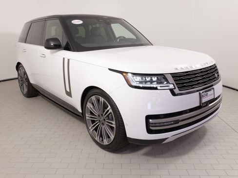 Used 2024 Land Rover Range Rover SE AWD/4WD image 7