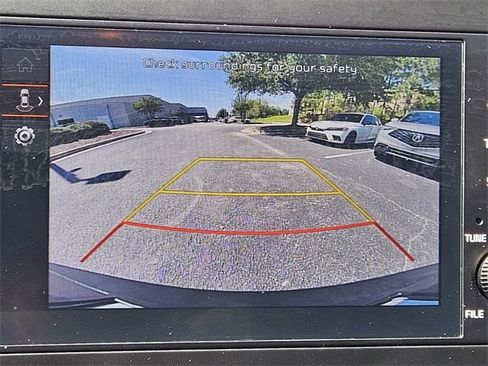 Used 2024 Kia Sportage LX image 23