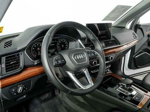 Used 2021 Audi Q5 2.0T Premium Plus w/ Premium Plus Package image 4