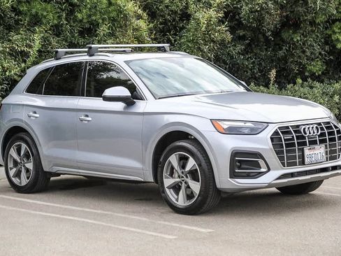 Used 2022 Audi Q5 2.0T Premium Plus w/ Premium Plus Package image 3