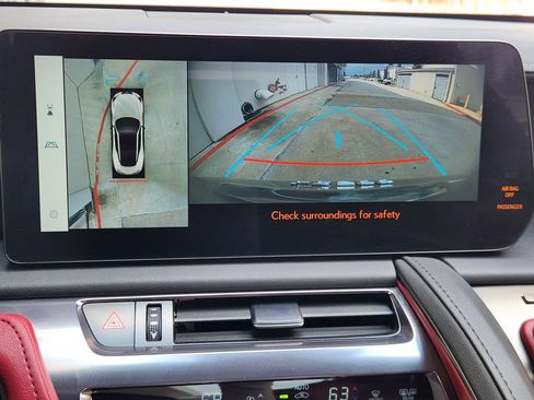 Certified 2024 Lexus LC 500 Coupe w/ Dynamic Handling Package RWD image 17