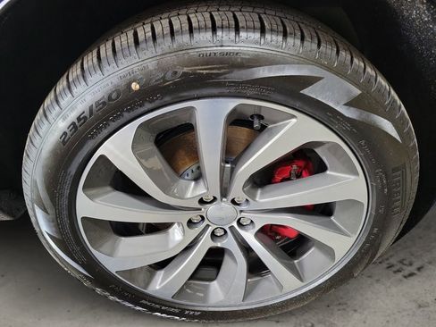 Used 2024 Land Rover Discovery Sport Dynamic SE image 11