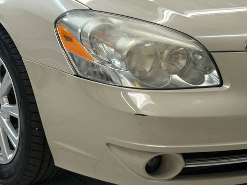 Used 2011 Buick Lucerne CX image 6