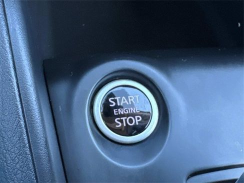 Certified 2025 Nissan Kicks Play S image 30