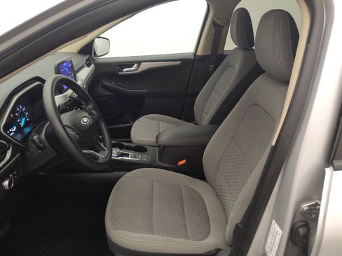 Used 2020 Ford Escape SE FWD image 17