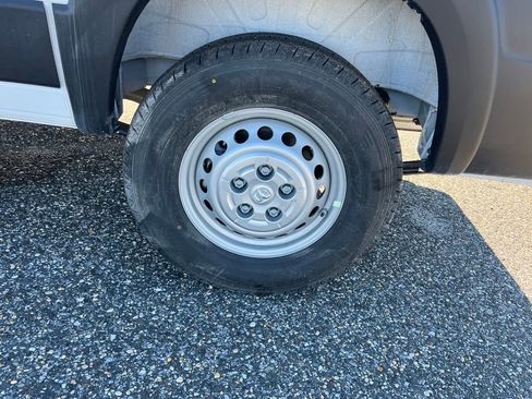 New 2026 RAM ProMaster 1500 w/ Convenience Group image 19