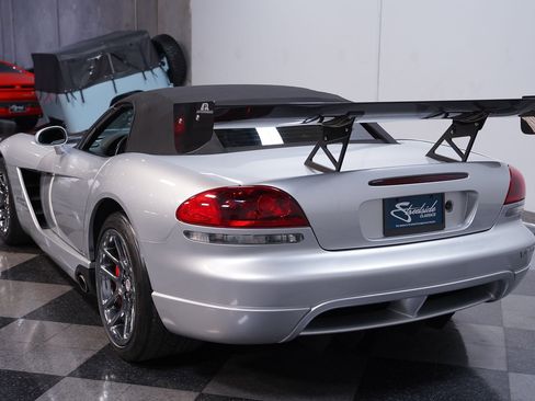 Used 2005 Dodge Viper SRT-10 image 8