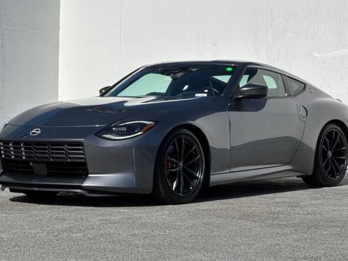Used 2024 Nissan Z Performance w/ Floor Mat Package RWD image 7