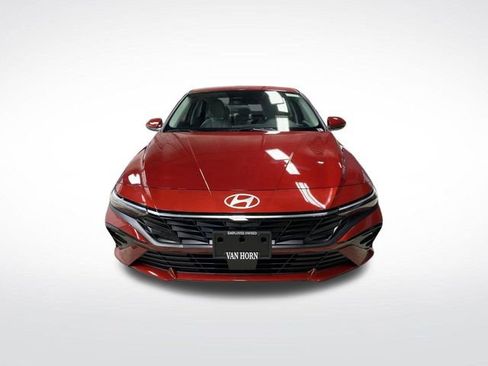 New 2026 Hyundai Elantra Limited image 12