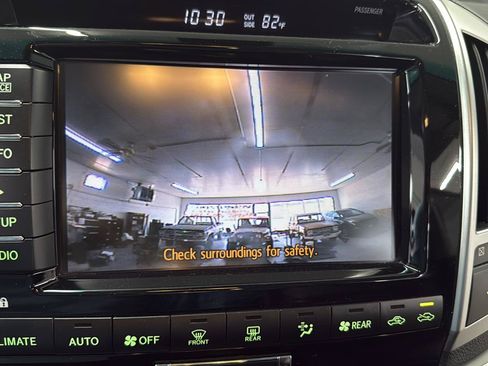 Used 2013 Toyota Land Cruiser AWD/4WD image 22