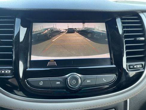 Used 2021 Chevrolet Trax LT image 21