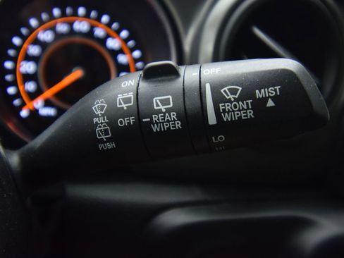 Used 2022 Jeep Wrangler Sport AWD/4WD image 38