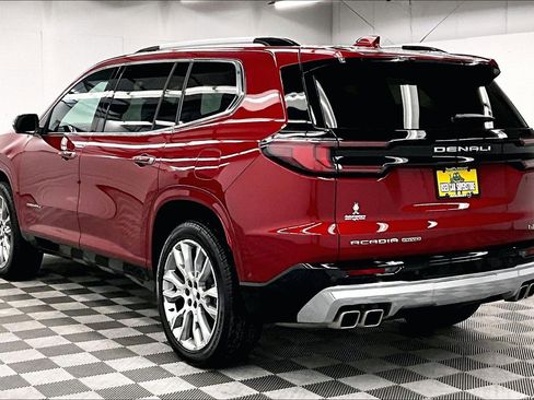 Used 2025 GMC Acadia Denali w/ Super Cruise Package AWD/4WD image 3