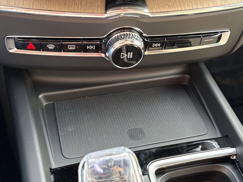 New 2026 Volvo XC60 B5 Plus w/ Protection Package Premier image 29