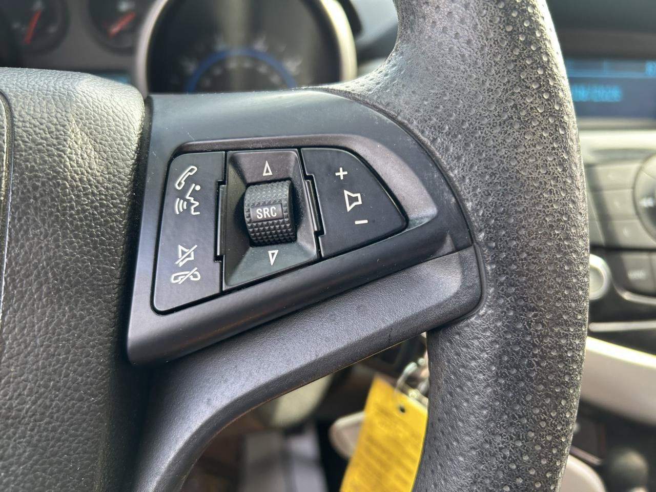 Used 2016 Chevrolet Cruze LT FWD image 19