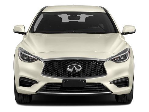 Used 2018 INFINITI QX30 Premium w/ Cargo Package AWD/4WD image 7