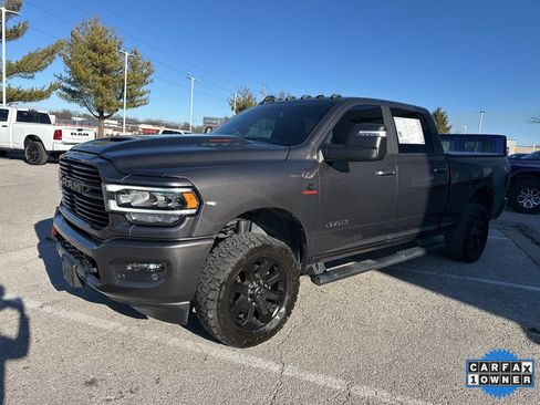 Used 2024 RAM 3500 Laramie w/ Night Edition image 14