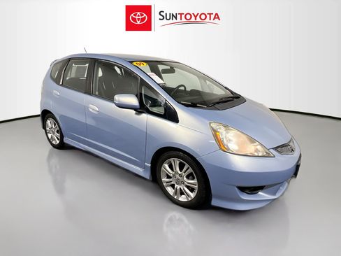 Used 2009 Honda Fit Sport image 1