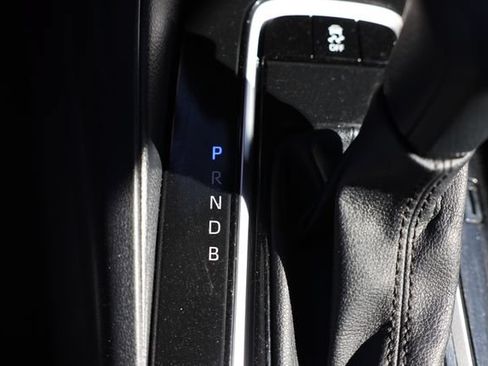 Used 2023 Toyota Corolla LE FWD image 27