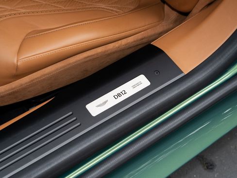 Used 2024 Aston Martin DB12 Coupe image 18