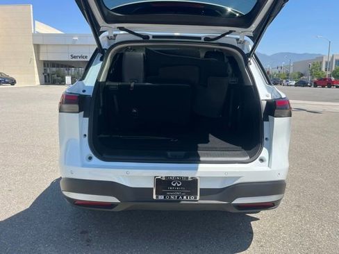 Certified 2026 INFINITI QX60 Luxe w/ Cargo Package FWD image 28
