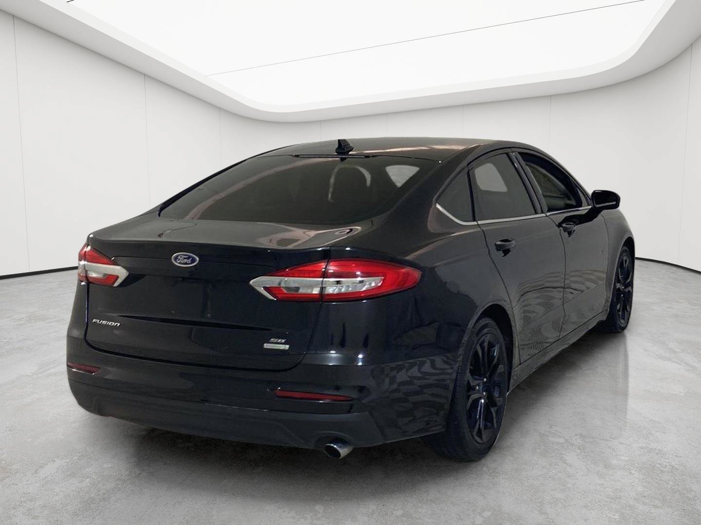 Used 2020 Ford Fusion SE w/ Equipment Group 151A FWD image 6