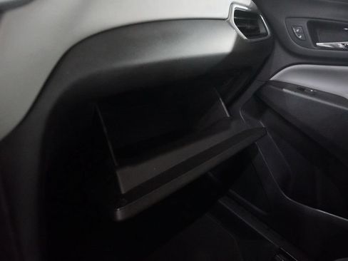 Used 2019 Chevrolet Equinox LS FWD image 29