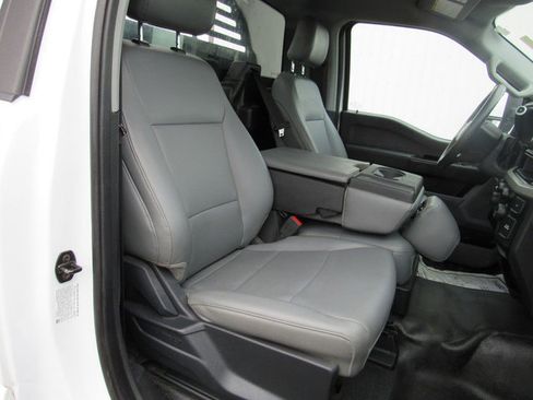 Used 2023 Ford F550 4x4 Regular Cab Super Duty image 13