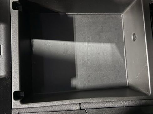 Used 2024 GMC Sierra 1500 SLE image 25