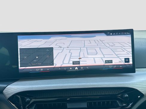 New 2026 BMW 330i Sedan w/ M Sport Package RWD image 34